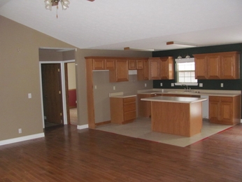 1010 Shire Cir