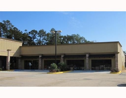 3999 Hwy 190 Service Road