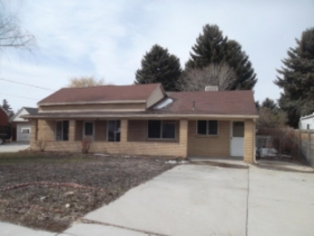 261 N 200 W