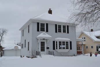 2136 Erie Ave