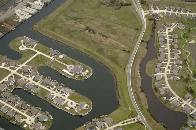 Oak Harbor Blvd and Pontchartrain Dr.