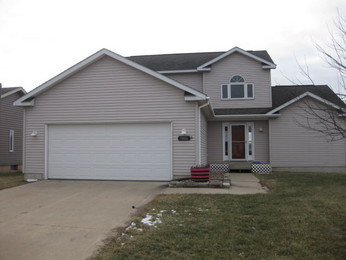 3406 Glenwood Dr