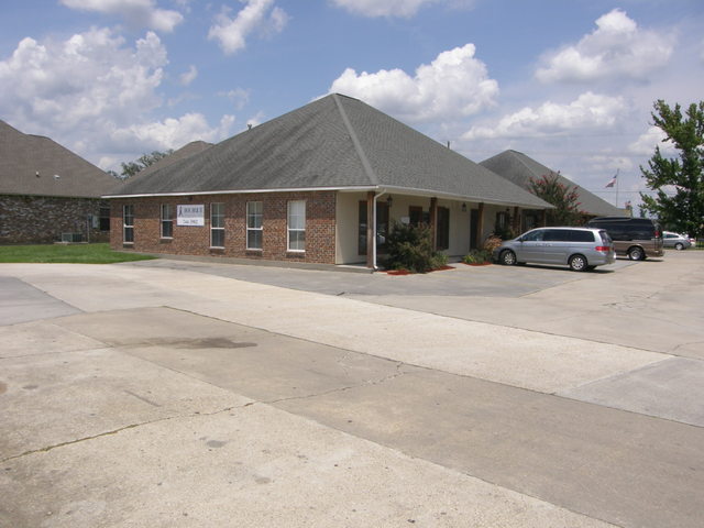 17487 Old Jefferson Hwy.
