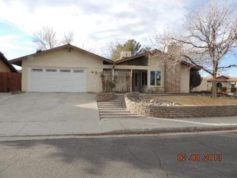 1033 Mary Ann Ave