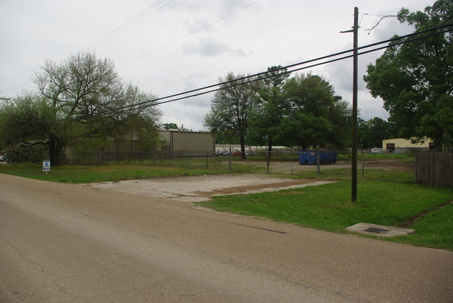 Strain Rd.