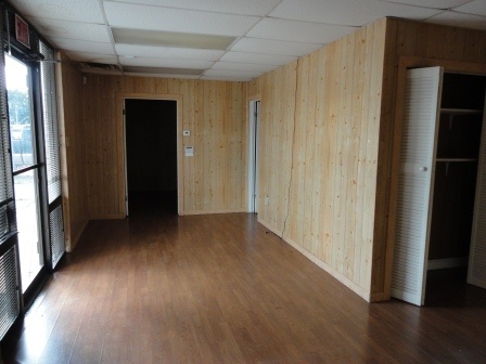 10611 Cherry Hill Ave.