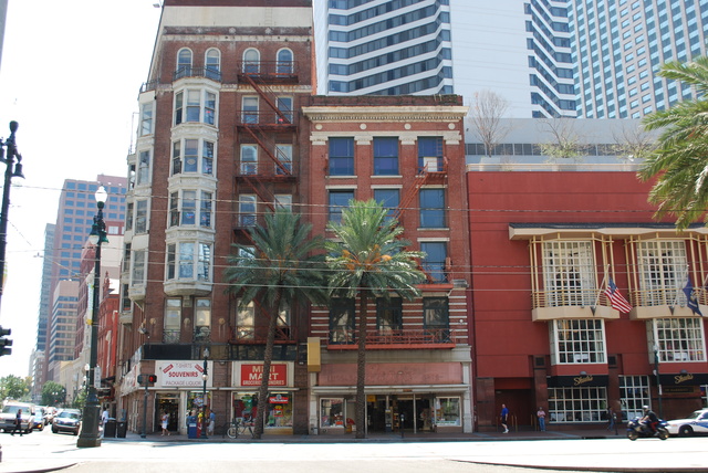 600 Canal St