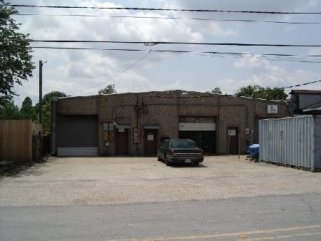 2324 Hickory