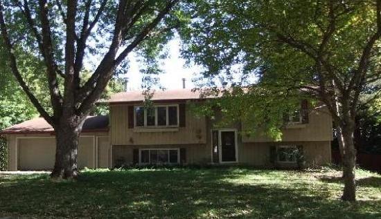 1405 Lucy Ln