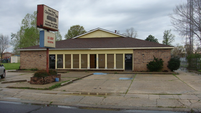 1023 North Lobdell Ave