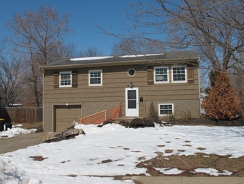 9218 West 100th Ter