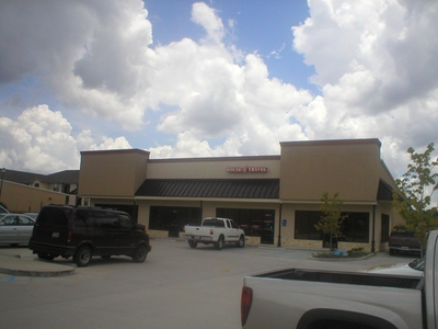2565 O'Neal Ln.