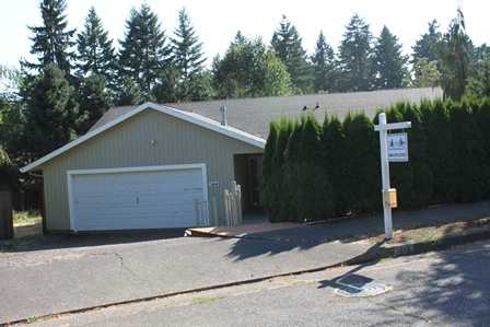 1449 Greentree Cir
