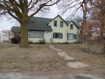 2909 Waverly Rd