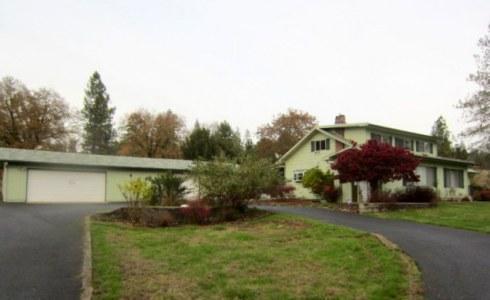 4311 Azalea Dr