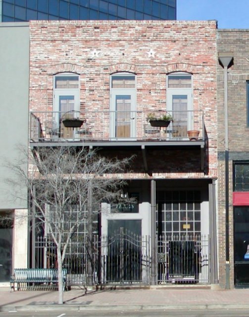 216 Texas Street