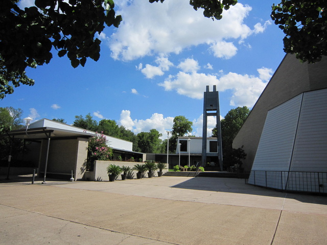 3800 Viking Drive