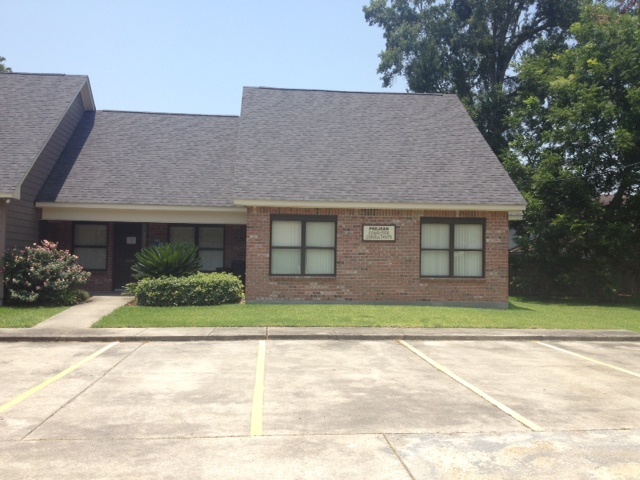 207 N BRYAN