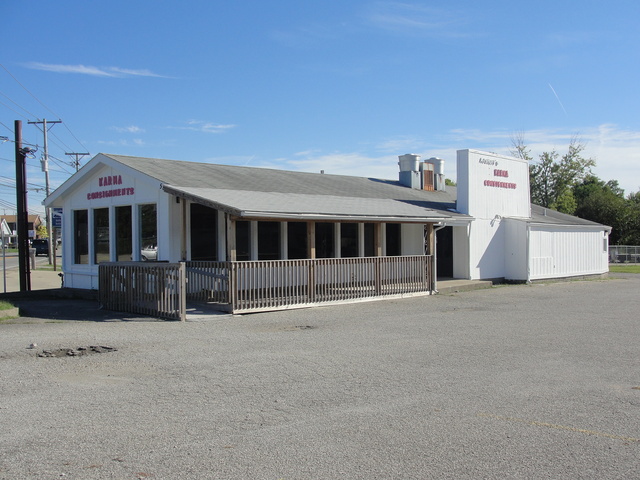 587 Bardstown Rd