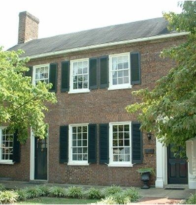 107 E Stephen Foster Ave