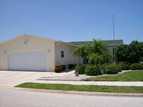 2009 Pier Dr
