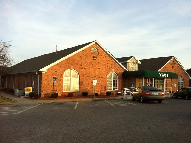 1207 Woodland Dr