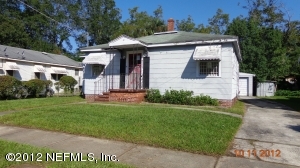 1711 W 15th St