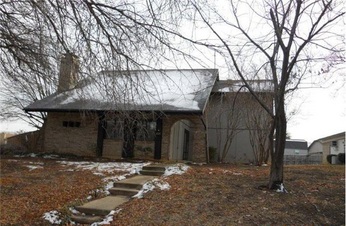 802 Mockingbird Cir