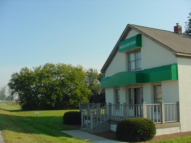 567 N EMERSON AVE