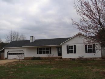 118 Estate Dr SW