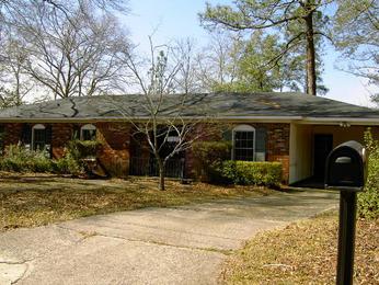 1807 Valley Park Ct