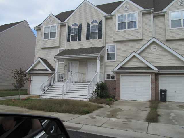637 Rosemary Dr