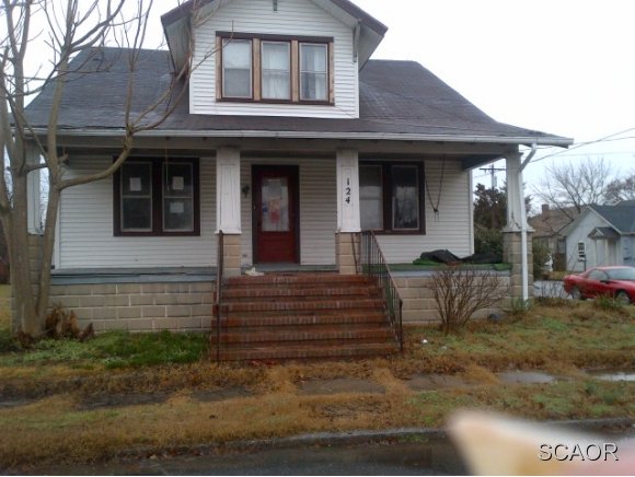 124 E King St