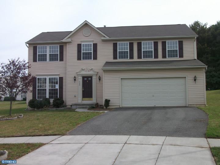 648 Kentland Ave