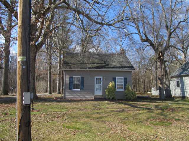 489 Broad St