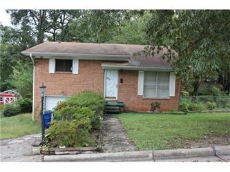 327 Leonard Road