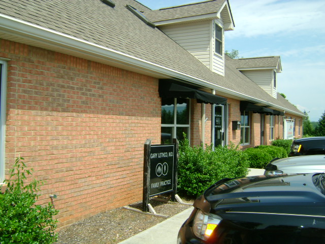 126 Peacock Court Suite 2