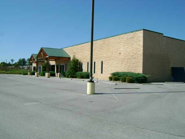 BUSINESS PARK LN.
