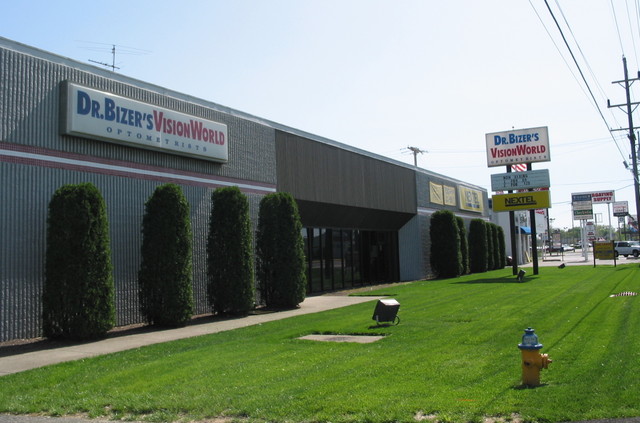 516 E. Lewis & Clark Pkwy