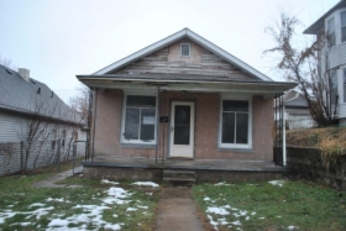 3012 Seneca St