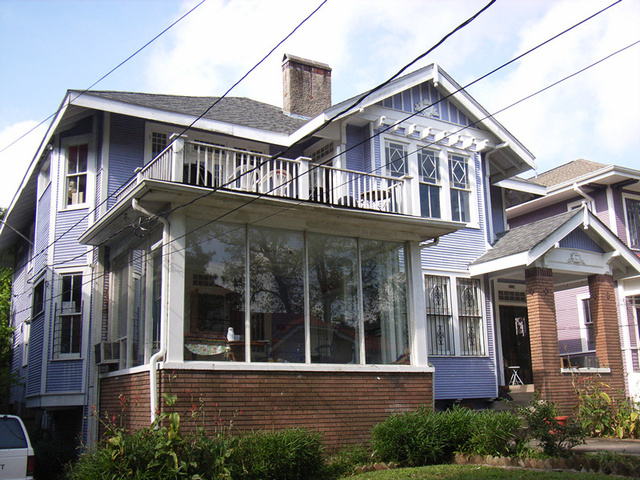 8232-34 Sycamore Place