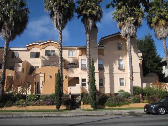 111 E Poplar Ave Apt 208