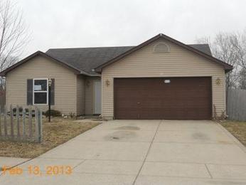 925 Creekwood Ln