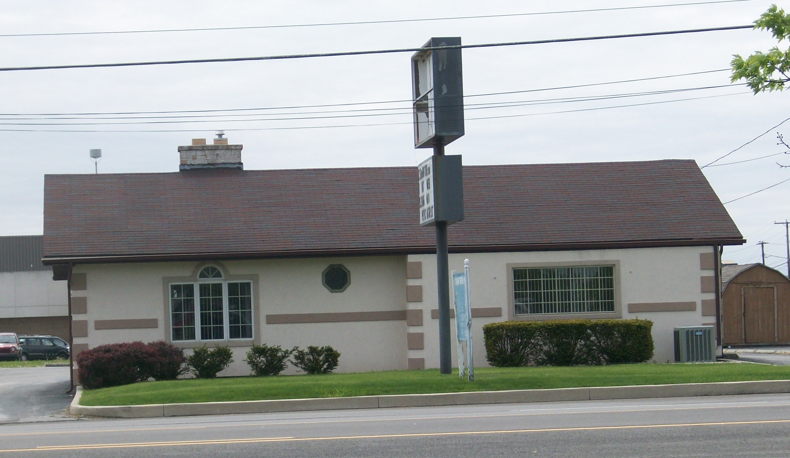 1605 W Kem Rd