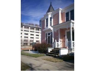 521 St. Clair St