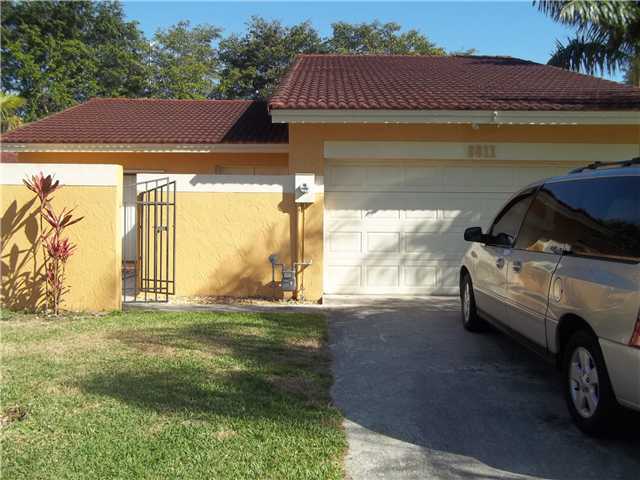 8811 SW 151 CT