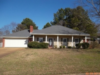 115 Whitewood Ln
