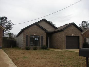 525 Cherry Ln