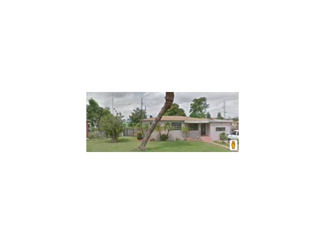 8920 NW 9 AV