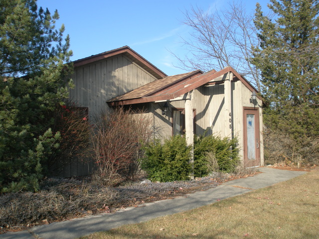 407 Pinecrest Dr